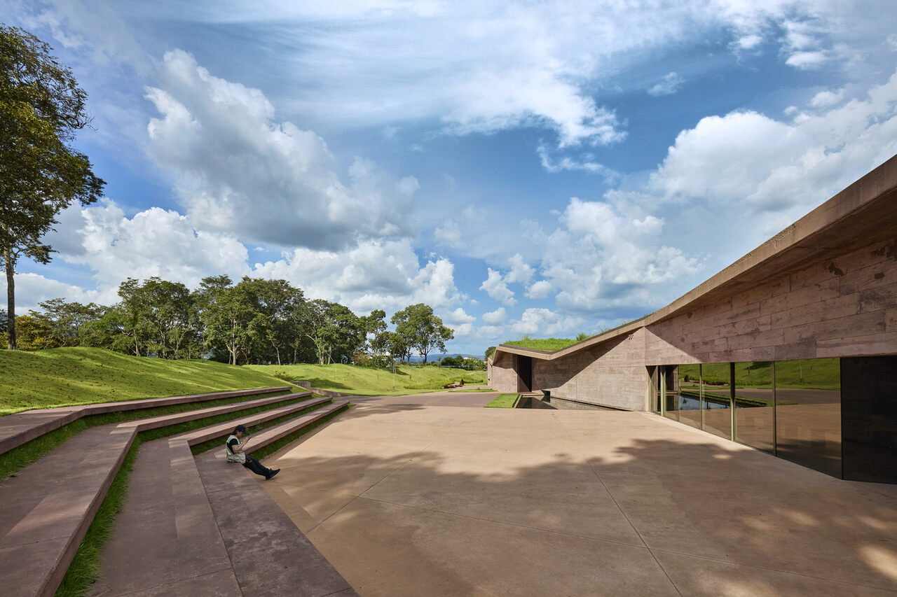 memorial brumadinho de gustavo penna transforma local da tragedia em espaco de memoria Easy Resize com
