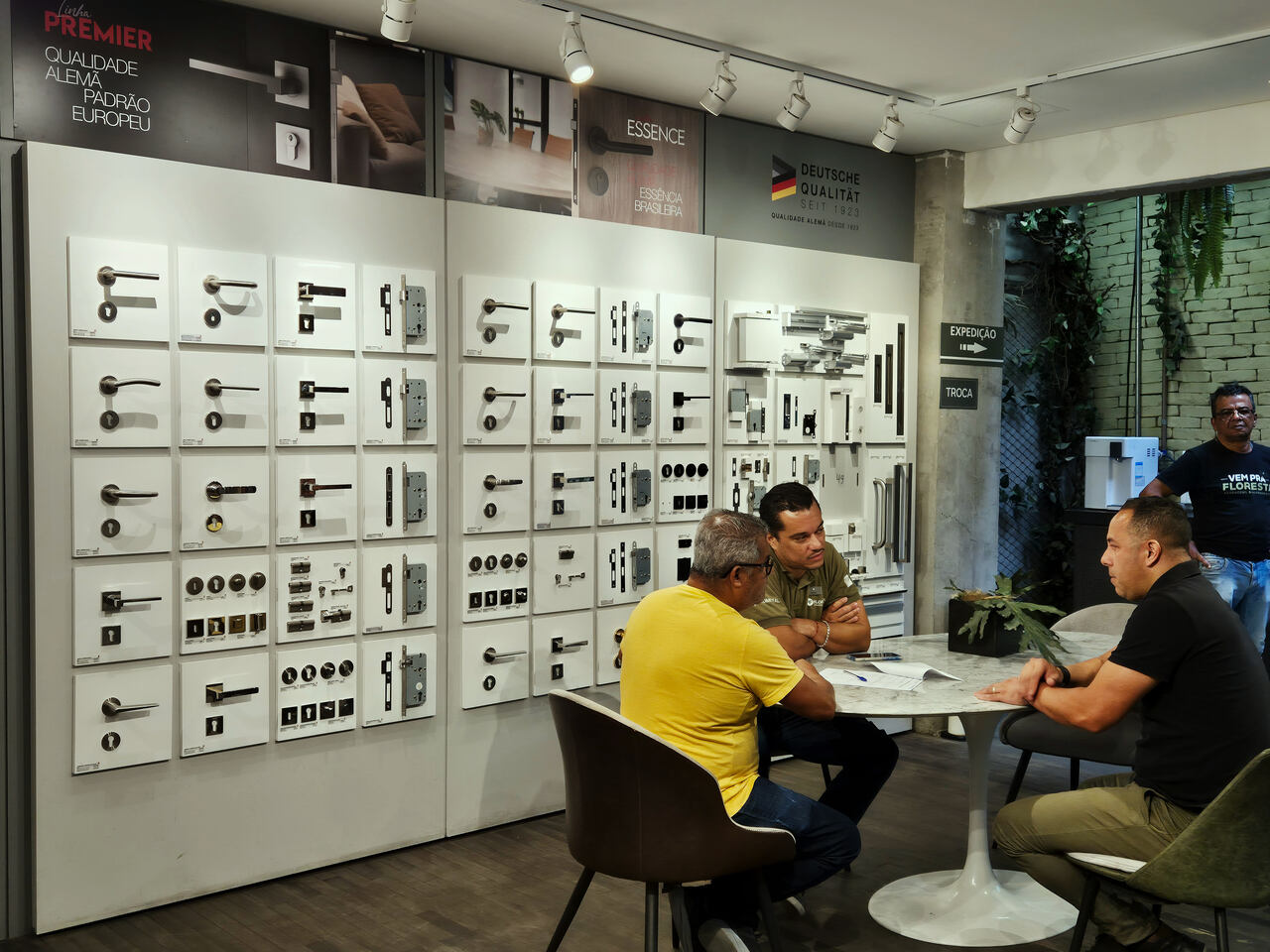 Atendimento Ferragens Floresta Pinheiros Rodolfo Ferrari Ferragens FLoresta Easy Resize com