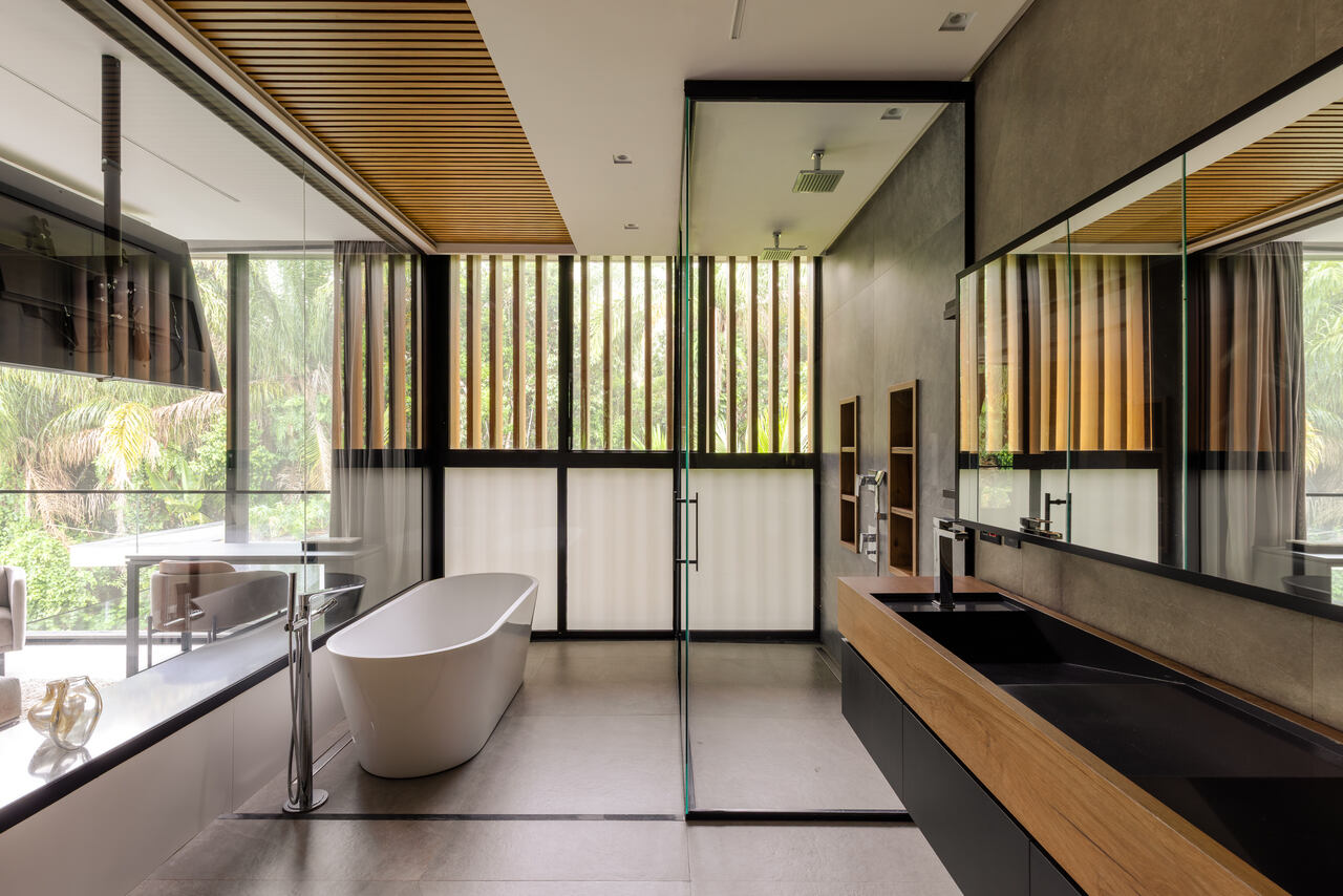 A Enhanced NR copyright manuel sa Easy Resize com