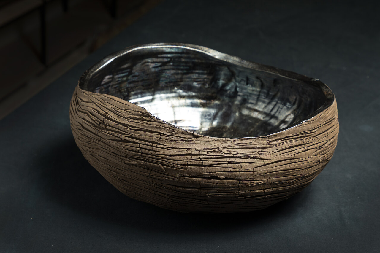 Criação em cerâmica produzida por mulheres indígenas da etnia Jenipapo Kanindé compõe a exposição Encantadas que integra a agenda do circuito SP Arte – Foto Gentil Barreira () Easy Resize com