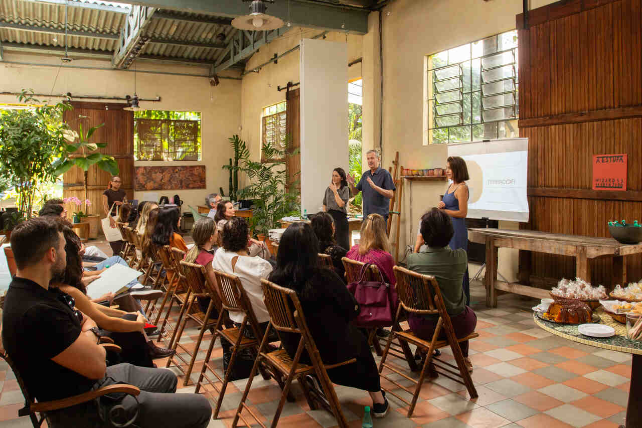 IMG Easy Resize com ()