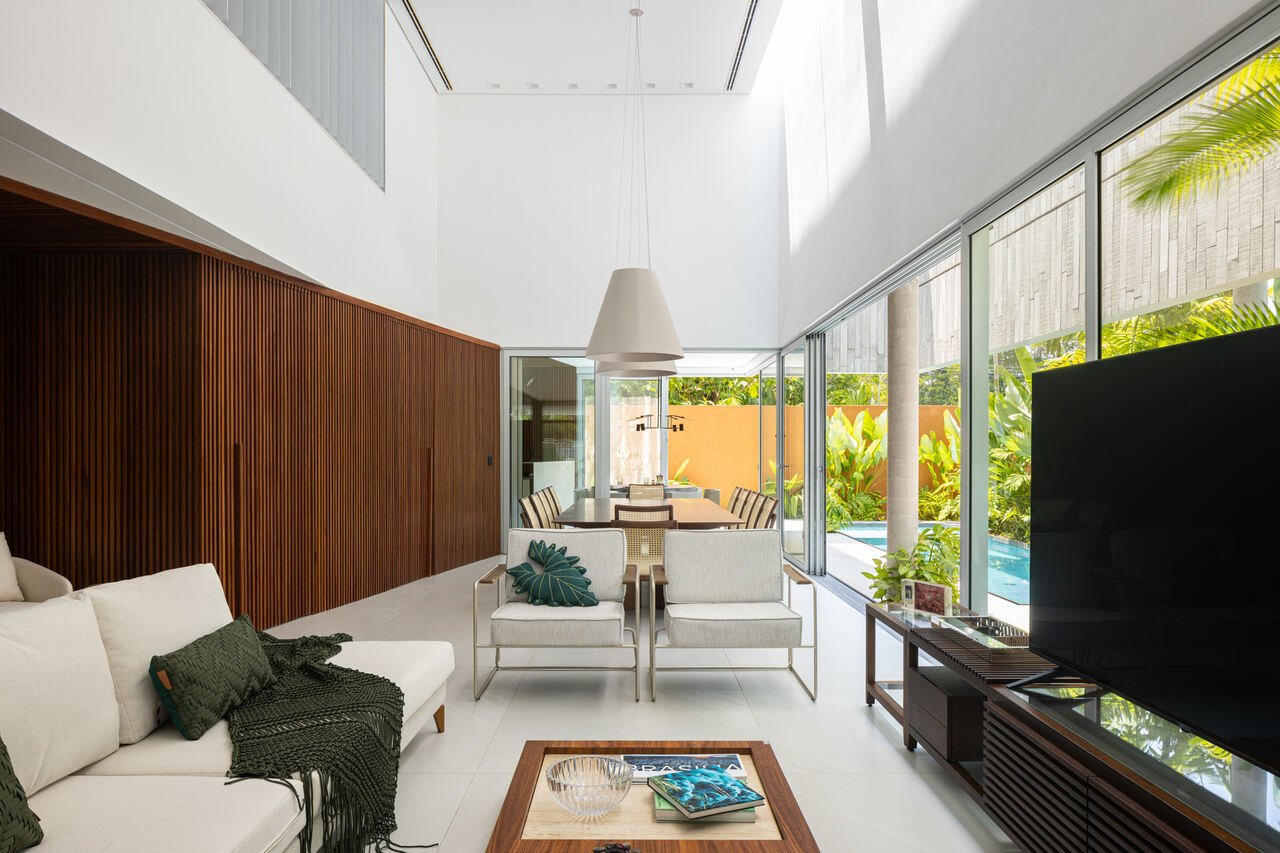 Casa Sombras Edit Easy Resize com