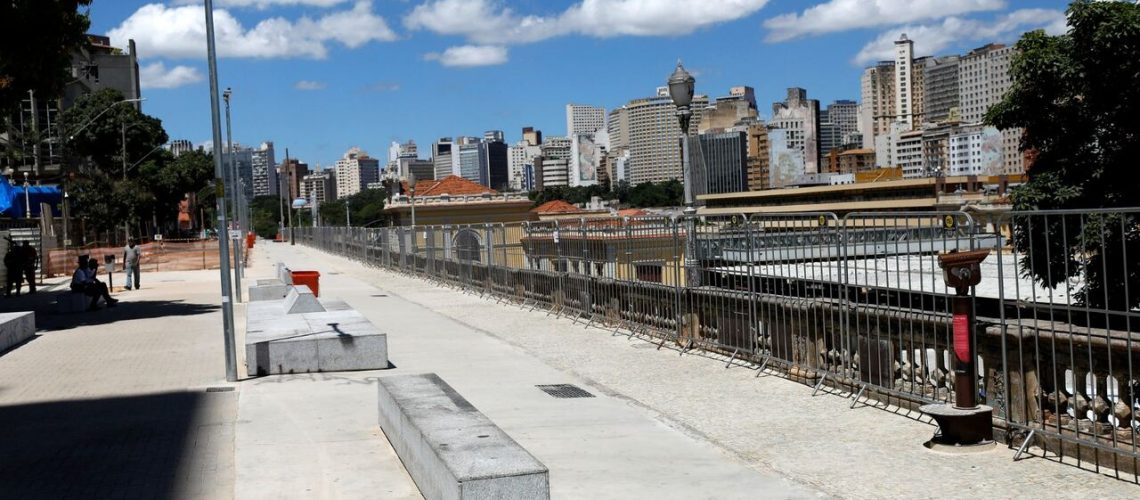 Rua Sapucai BH credito Rodrigo Clemente PBH Easy Resize com ()